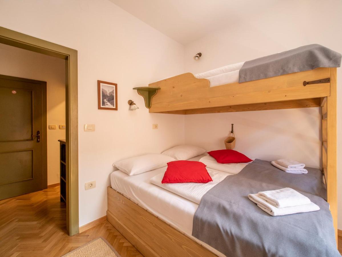 Berghi Hotel And Apartments Краньска Гора Экстерьер фото