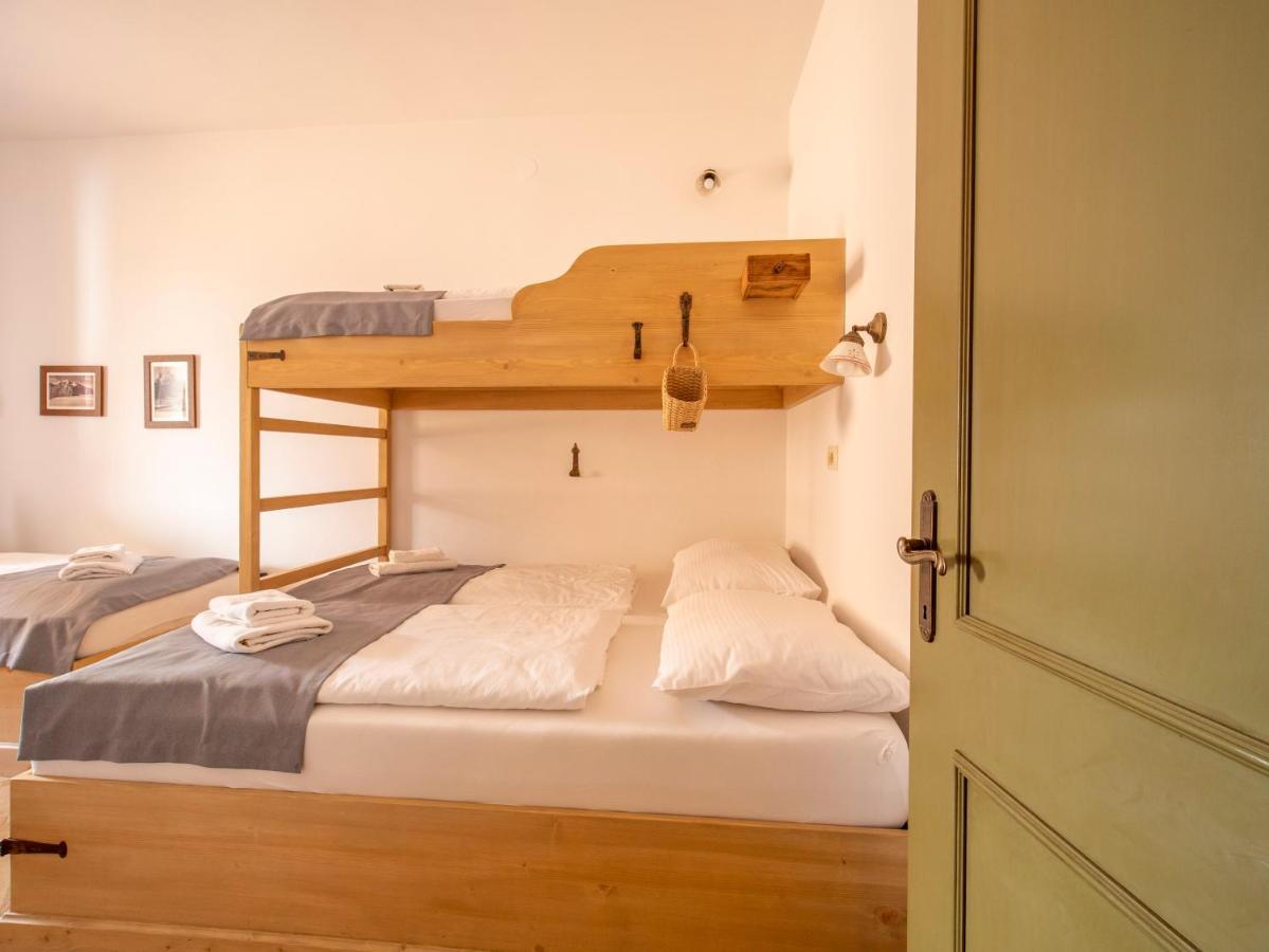 Berghi Hotel And Apartments Краньска Гора Экстерьер фото