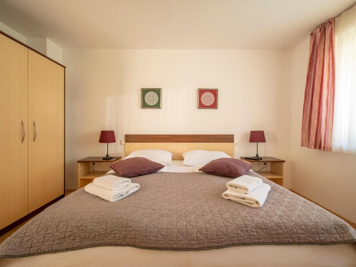 Berghi Hotel And Apartments Краньска Гора Экстерьер фото